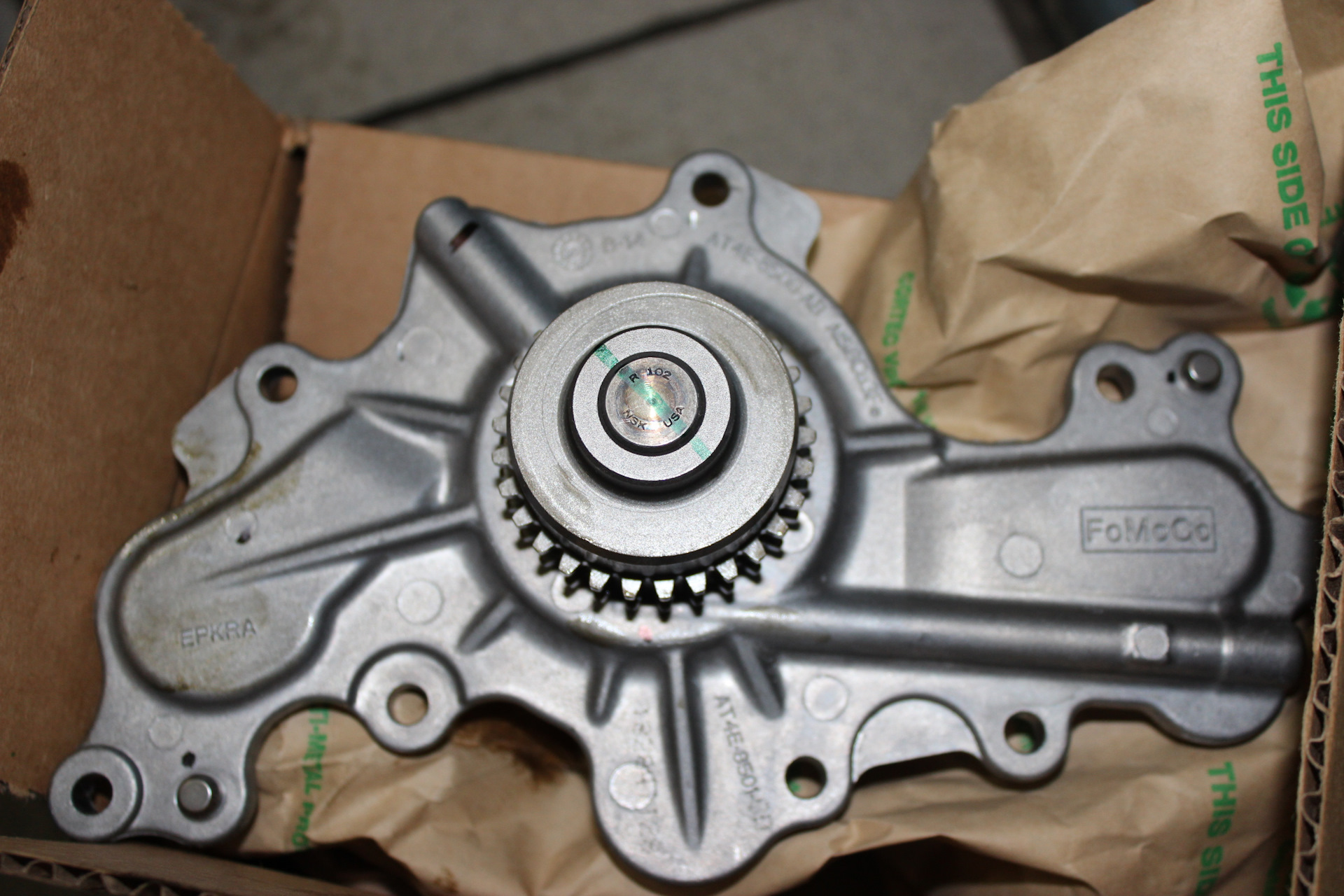 Новая помпа Форд Эксплорер